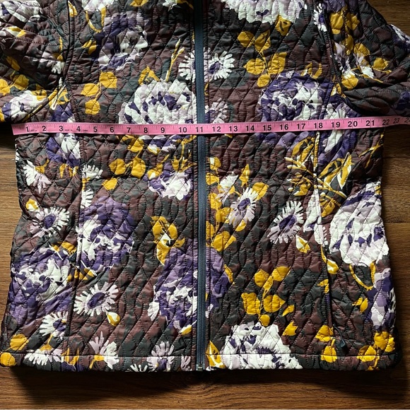 Land's End Womens Dark Floral Primaloft Quilted Zip Jacket Size Large (14-16) - Picture 12 of 13